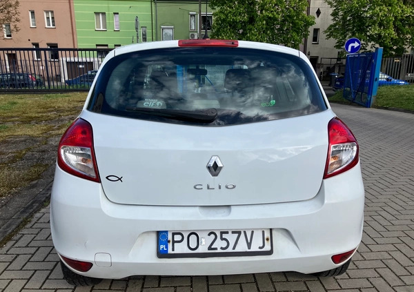 Renault Clio cena 8500 przebieg: 165000, rok produkcji 2010 z Poznań małe 56